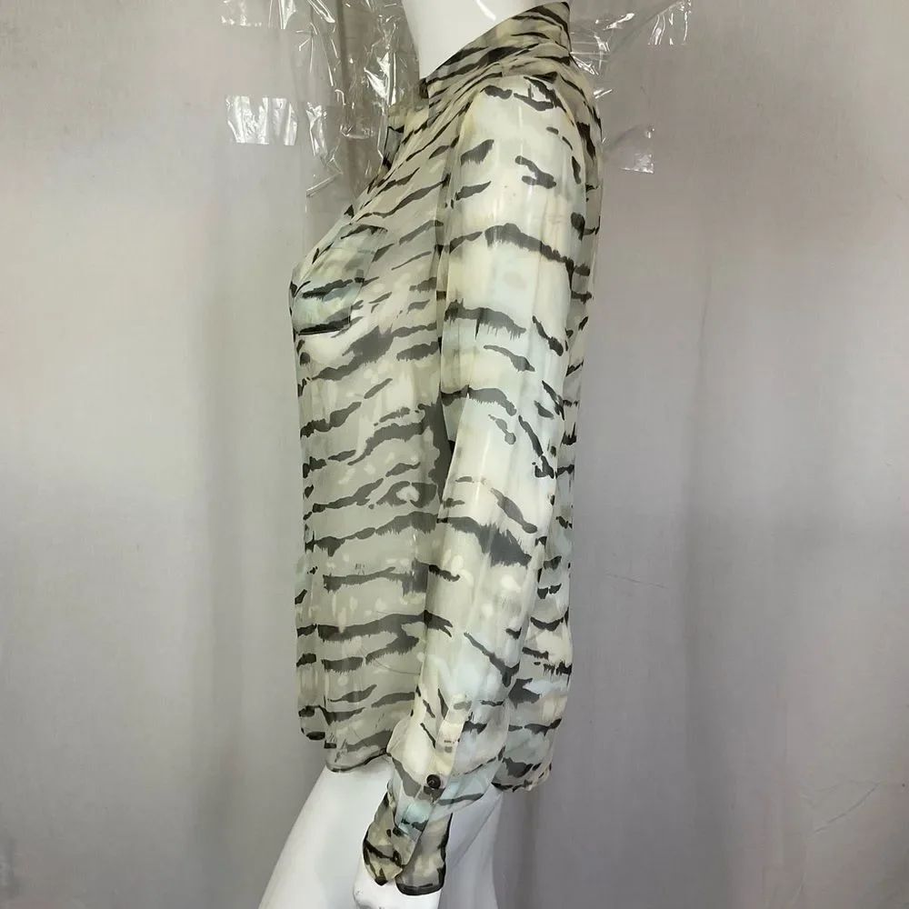 Equipment Cream Black 100% Silk Tiger Print Sheer Button Down Shirt Size XS - Picture 6 of 11